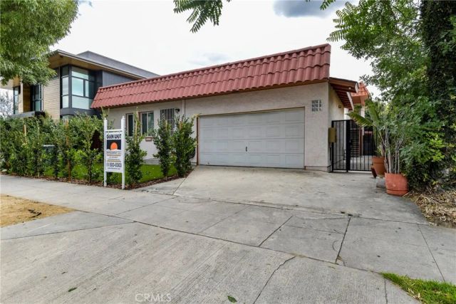 924 W Clark, Burbank, CA 91506