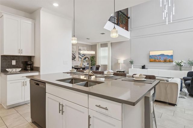 9095 SOMMERSET HILLS DRIVE, Davenport, FL 33896