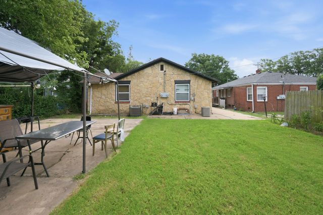 549-551 S Glendale Ave, Wichita, KS 67218
