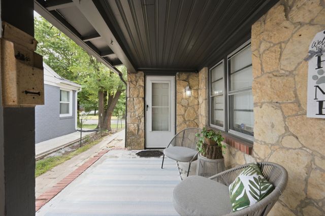 549-551 S Glendale Ave, Wichita, KS 67218