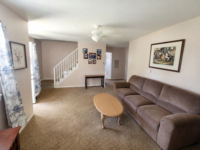 924 Hillwood Circle, Round Lake Beach, IL 60073