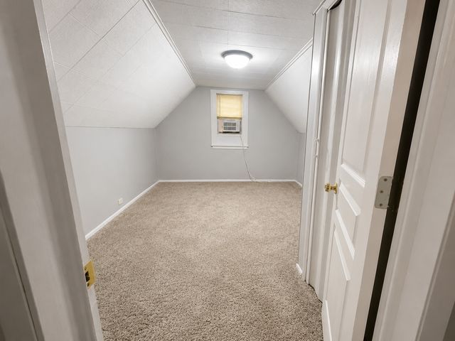 924 Hillwood Circle, Round Lake Beach, IL 60073