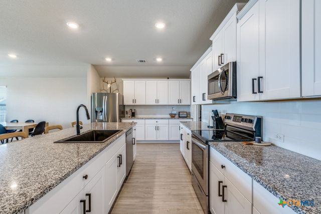 2474 Moselle Lane, New Braunfels, TX 78130