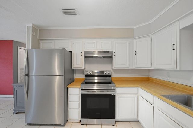 601 Russ Road, Fort Pierce, FL 34982