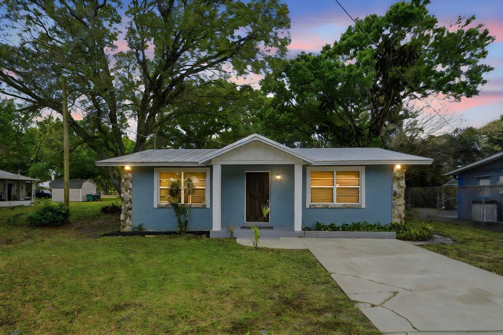 601 Russ Road, Fort Pierce, FL 34982