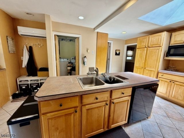 59 Allen St, Netcong Boro, NJ 07857