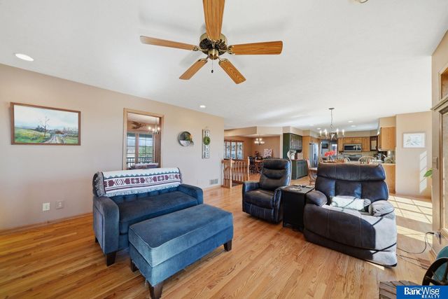 6830 SW 9 Street, Lincoln, NE 68523