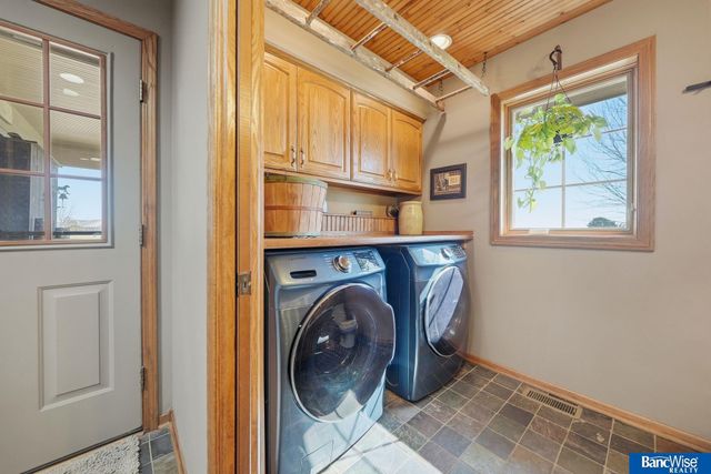 6830 SW 9 Street, Lincoln, NE 68523