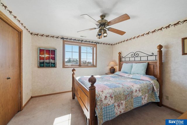 6830 SW 9 Street, Lincoln, NE 68523