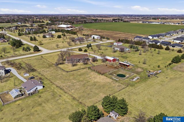 6830 SW 9 Street, Lincoln, NE 68523