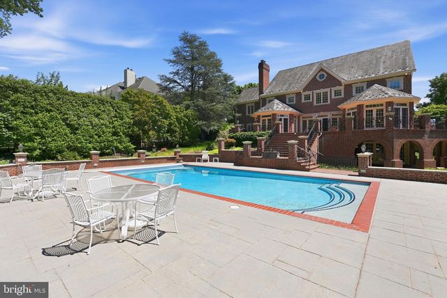 9200 REDWOOD AVE, Bethesda, MD 20817