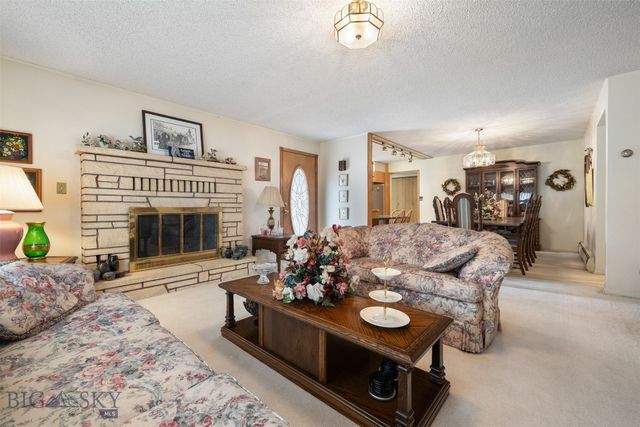 2818 Elizabeth Warren Avenue, Butte, MT 59701