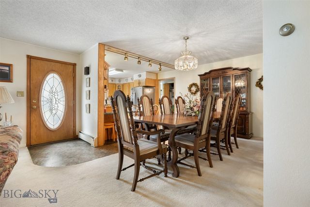 2818 Elizabeth Warren Avenue, Butte, MT 59701