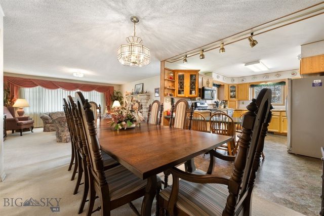 2818 Elizabeth Warren Avenue, Butte, MT 59701