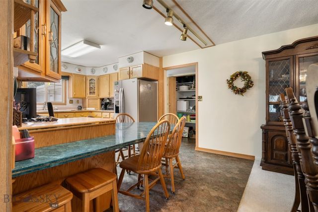 2818 Elizabeth Warren Avenue, Butte, MT 59701