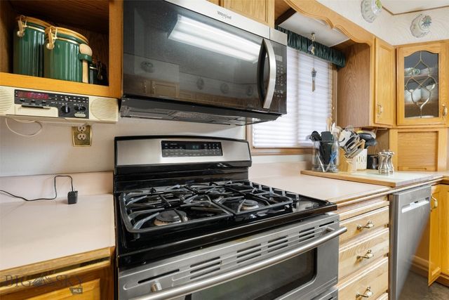 2818 Elizabeth Warren Avenue, Butte, MT 59701