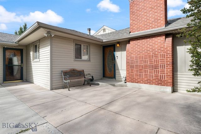 2818 Elizabeth Warren Avenue, Butte, MT 59701