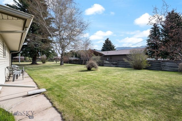 2818 Elizabeth Warren Avenue, Butte, MT 59701