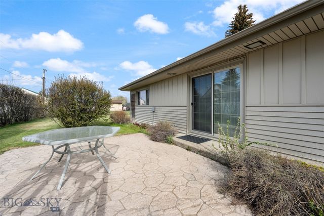 2818 Elizabeth Warren Avenue, Butte, MT 59701