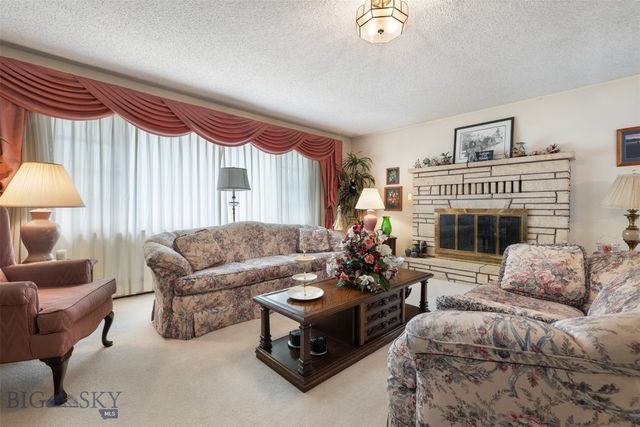 2818 Elizabeth Warren Avenue, Butte, MT 59701