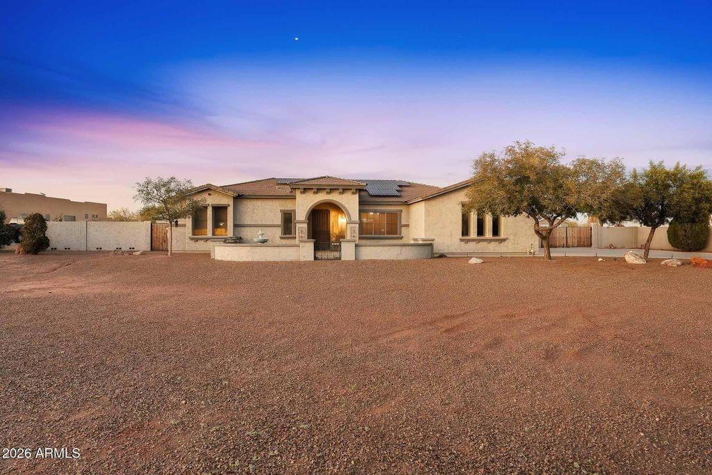 23024 W SIERRA RIDGE Way, Wittmann, AZ 85361 — photo 4