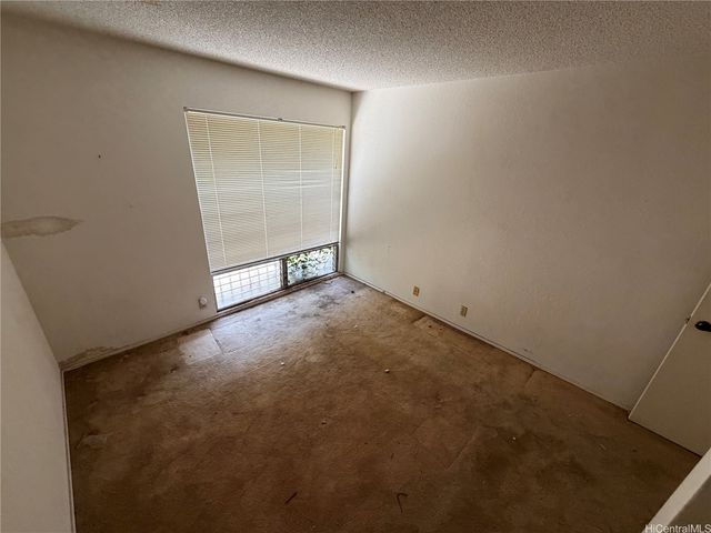 94-1176 Mohalu Street, Waipahu, HI 96797