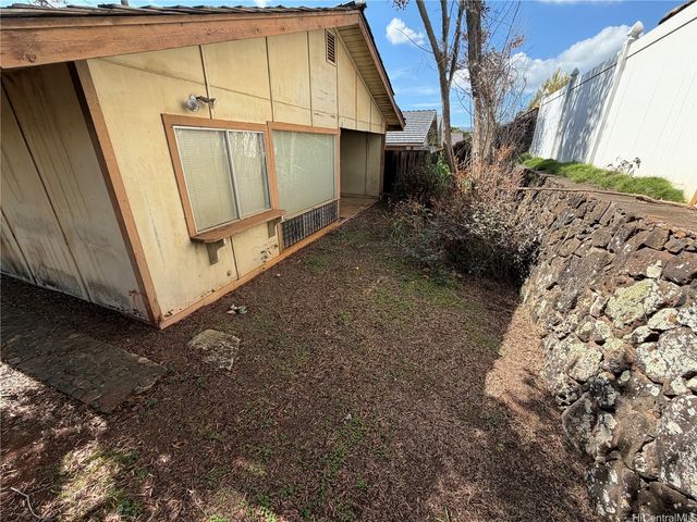 94-1176 Mohalu Street, Waipahu, HI 96797
