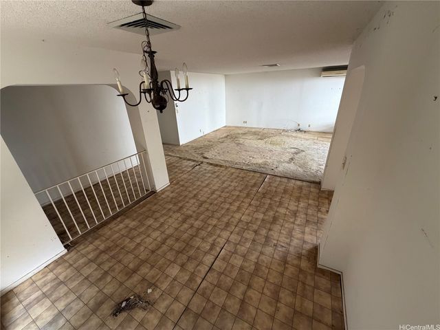 94-1176 Mohalu Street, Waipahu, HI 96797