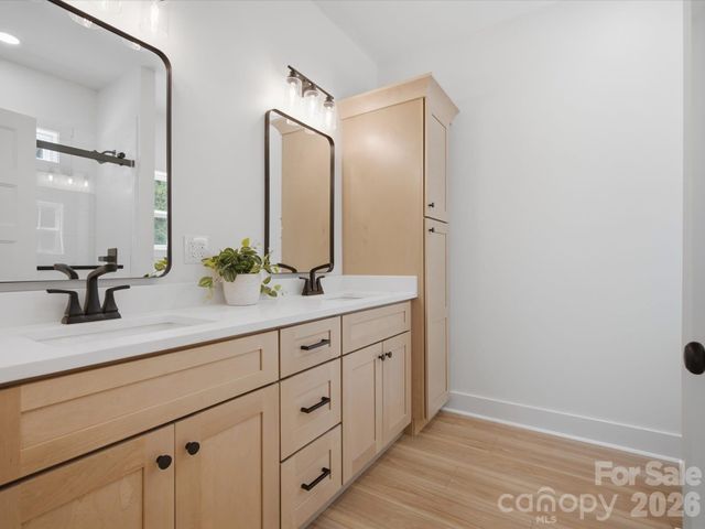 810 Mountain Crest Drive, Kings Mountain, NC 28086