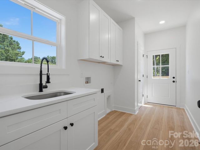810 Mountain Crest Drive, Kings Mountain, NC 28086