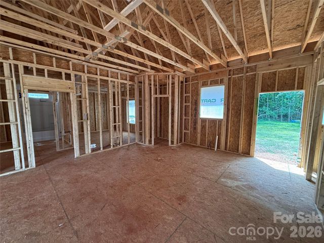 810 Mountain Crest Drive, Kings Mountain, NC 28086
