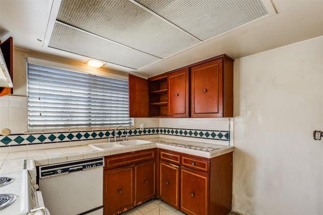 2200 Triway Lane 87, Houston, TX 77043