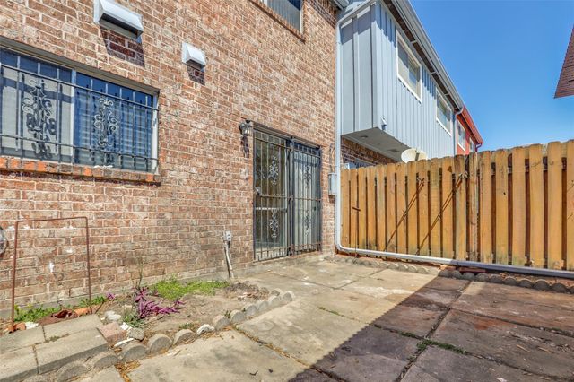 2200 Triway Lane 87, Houston, TX 77043