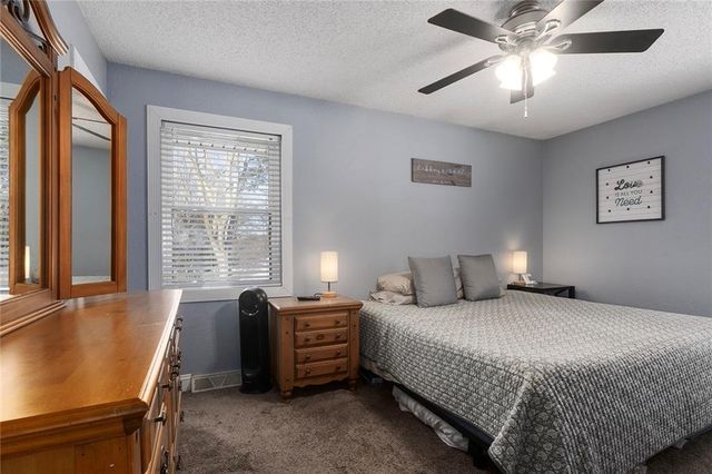 3005 SE 4th Street, Blue Springs, MO 64014