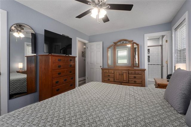 3005 SE 4th Street, Blue Springs, MO 64014