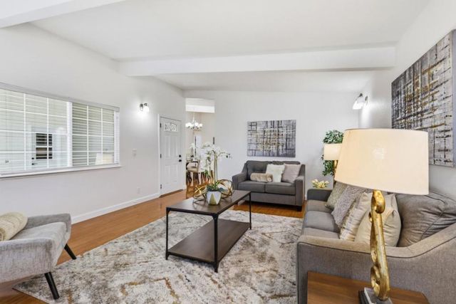 1056 Oaktree Drive, San Jose, CA 95129