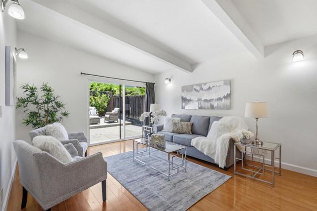 1056 Oaktree Drive, San Jose, CA 95129