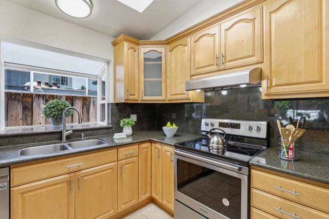1056 Oaktree Drive, San Jose, CA 95129