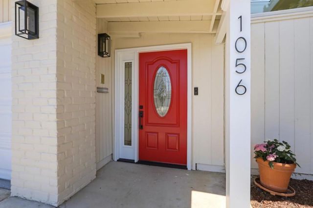 1056 Oaktree Drive, San Jose, CA 95129