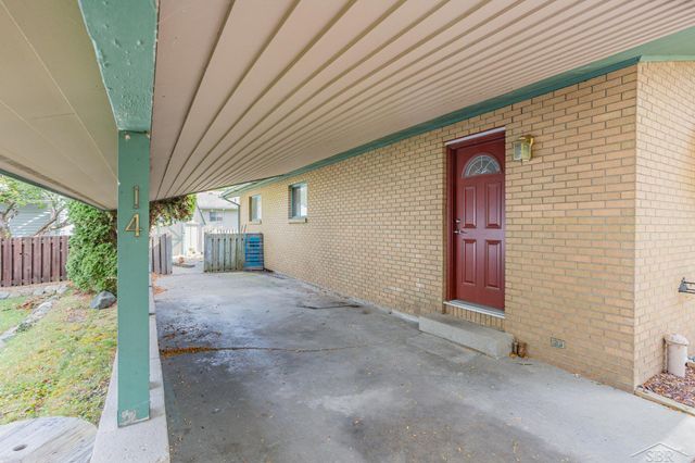 14 W Sharlear Drive, Essexville, MI 48732