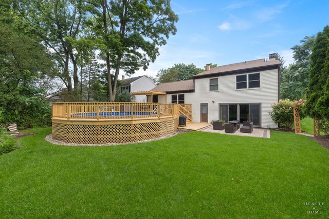 400 Old Hunt Road, Fox River Grove, IL 60021