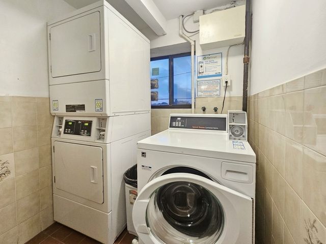 10 Roberts St 22, Somerville, MA 02145
