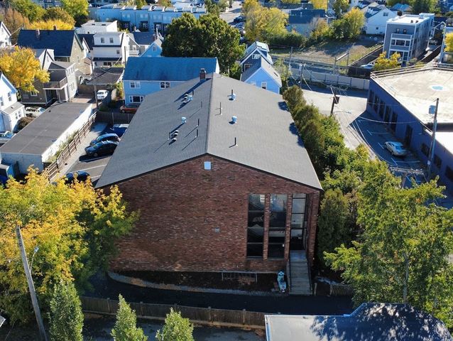 10 Roberts St 22, Somerville, MA 02145