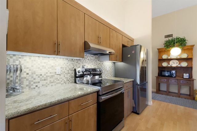 4928 S Boxwood Circle, Boynton Beach, FL 33436