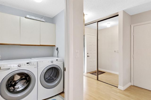 4928 S Boxwood Circle, Boynton Beach, FL 33436