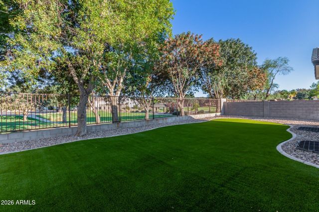 3759 S Dew Drop Lane, Gilbert, AZ 85297