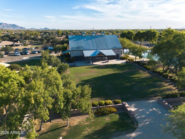 3759 S Dew Drop Lane, Gilbert, AZ 85297