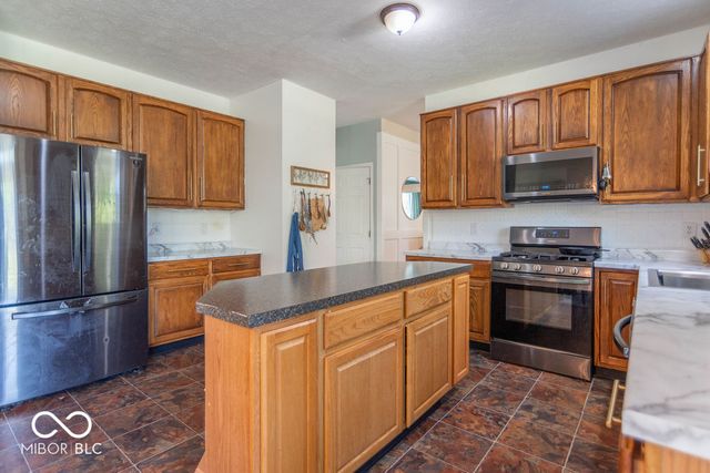 6030 E Terhune Court, Camby, IN 46113