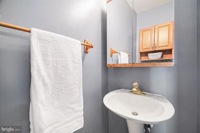 14431 SAINT GERMAIN DR, Centreville, VA 20121