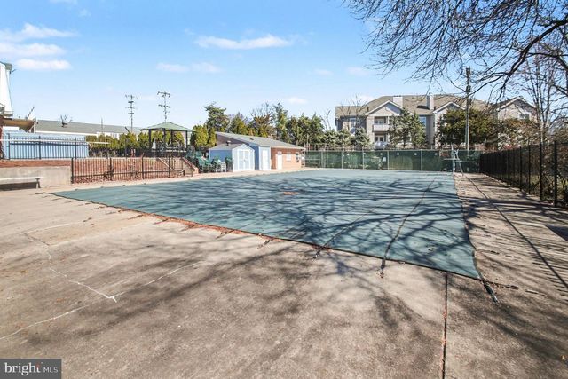 14431 SAINT GERMAIN DR, Centreville, VA 20121